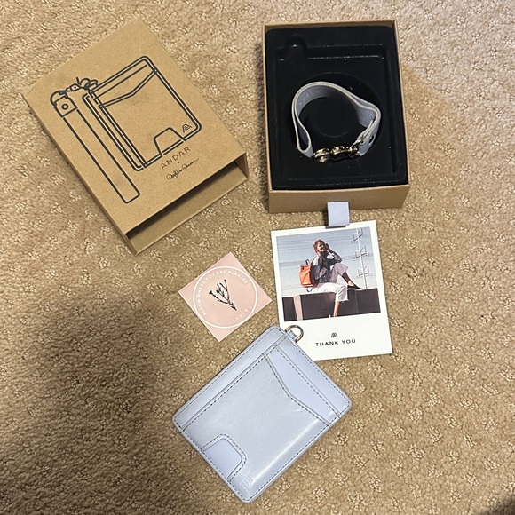 Andar - The Denner Periwinkle Leather Wallet - Picture 5 of 7